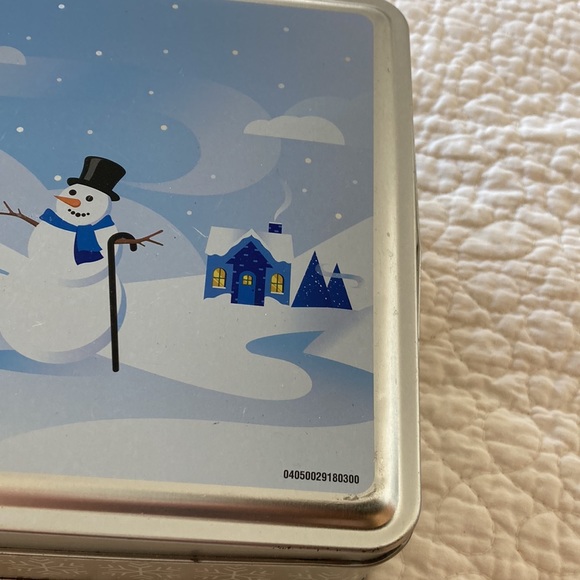 5/$25 Vintage Mr peanut tin. Mr peanut and snowman. Vintage modern look. - Picture 4 of 6